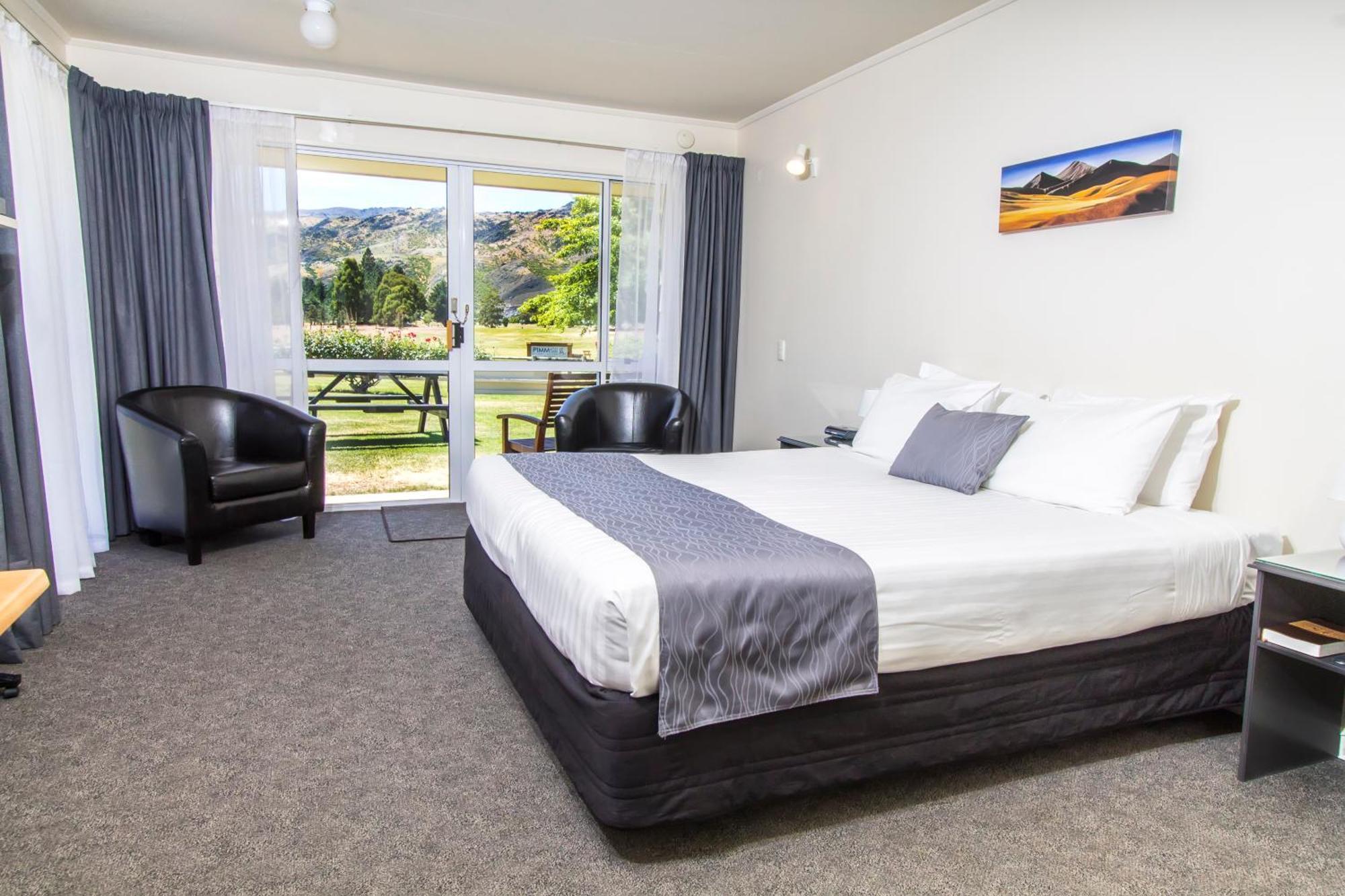 Lake Dunstan Motel Cromwell Bagian luar foto