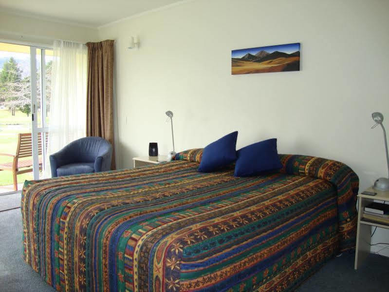 Lake Dunstan Motel Cromwell Bagian luar foto